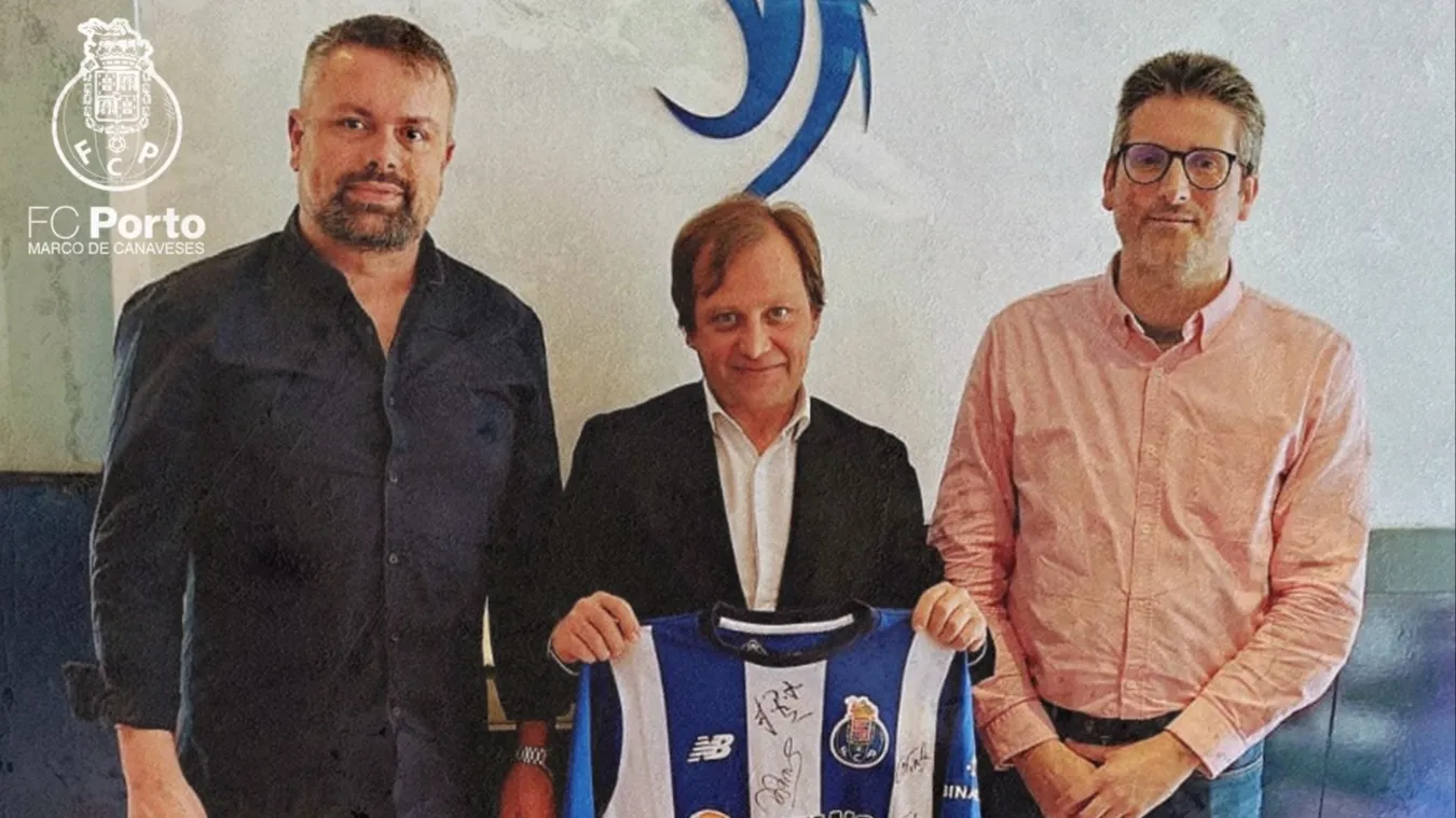 Solidariedade e Paixão pelo Futebol: CERCIMARCO e Dragões Marcoenses Unem Esforços em Iniciativa Memorável - Imagem 1